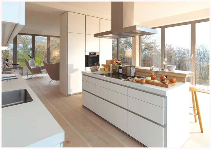 敞开式厨房门窗体验场景